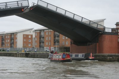 They didn't wait for all the narrowboats to leave before lowering the bridge!