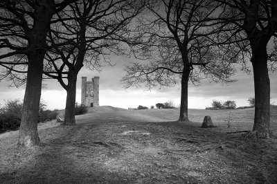 broadway tower, 1024ft