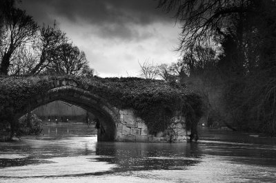 ancient bridge, warwick