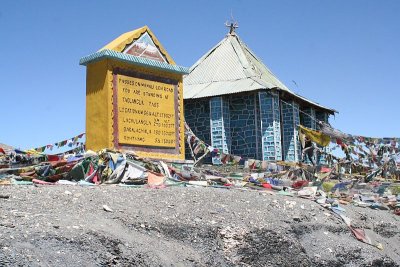Manali to Leh road Taglangla pass