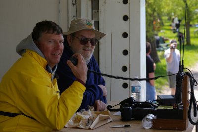 Rick VE3ATM & Bob VE3KYA at finnish line