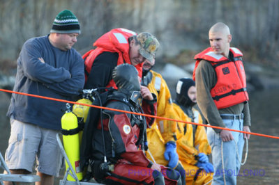 car in water 055.jpg