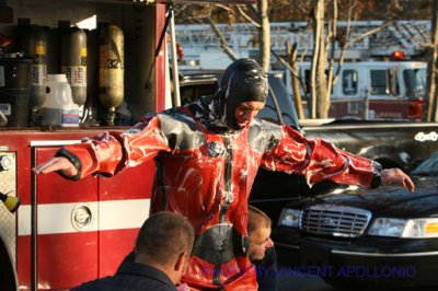 car in water 077.jpg