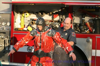 car in water 078.jpg
