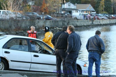 car in water 085.jpg