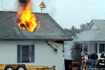 Lunenburg Fire Burrage St 008.jpg
