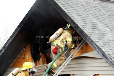 Lunenburg Fire Burrage St 009.jpg