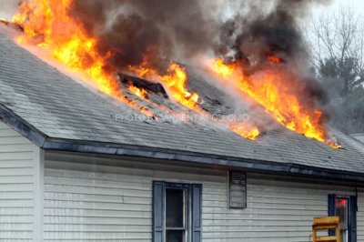 Lunenburg Fire Burrage St 010.jpg