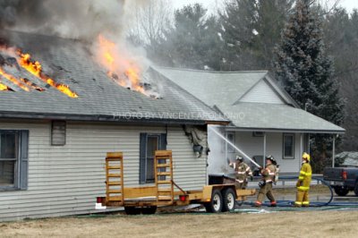 Lunenburg Fire Burrage St 012.jpg