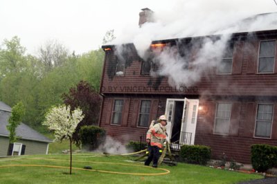 Bicentenial Ave Fire 025.jpg