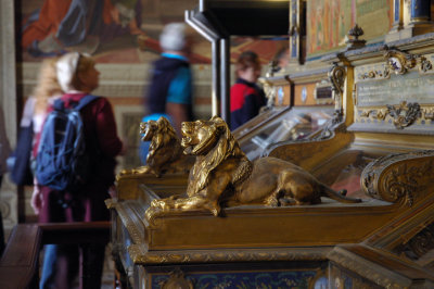 Vatican Museum-Pair of Lions