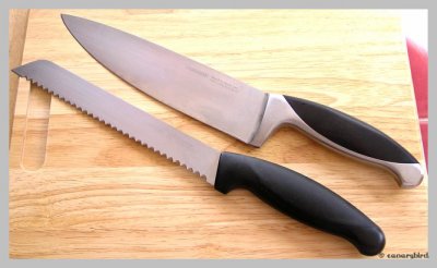 Leifheit chef's & bread knives.jpg