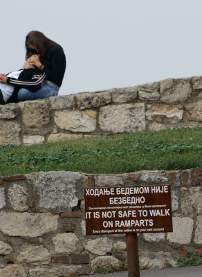 Says nothing about kissing on ramparts