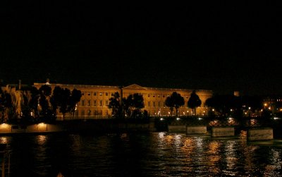 Paris at Night 03 - Louvre.JPG
