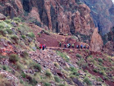Descending into the inner canyon