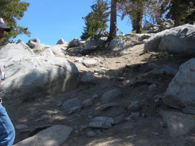 Loose powder and rocks
