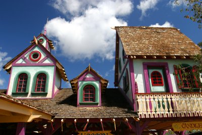 Candle House