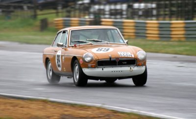 MGB GT V8 (1975) 70's Roadsports.