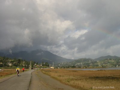 05-Rainbow-Mt.-Tam-bike-path.jpg