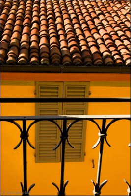 Cremona-Orange wall.jpg