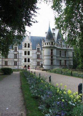 France-Chateau-Loire Valley.jpg