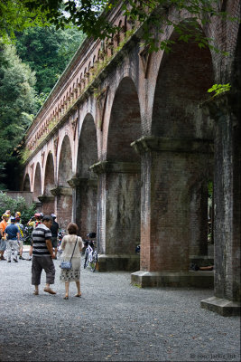 Japan-Kyoto-aquaduct.jpg