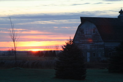 Barn at Sunrise