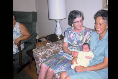 norma, aunt bessie, baby janet 1wk C.JPG  FREDERICTON, 1969