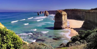 Twelve Apostles Victoria Australia pano.jpg