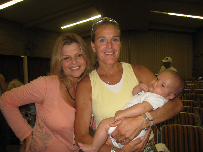 Shannon, Lisa Smith-Batchen and Jet at the pre-race meeting