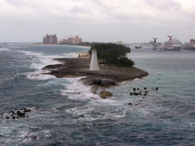 Port of Nassau Lighthouse