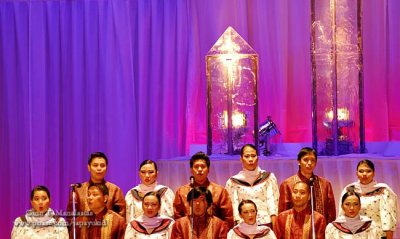 The Philippine Madrigal Singers in Tokyo