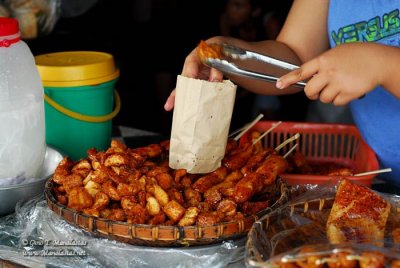 Banana and Kamote cue