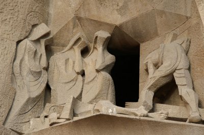 sagrada sculpture 1.jpg