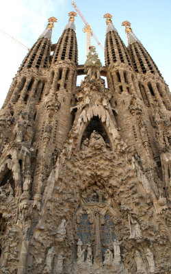 sagrada towers.jpg