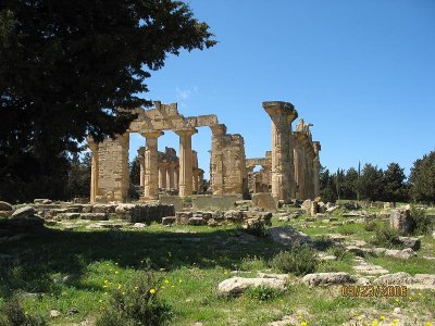 Temple of Zeus in Cyrene.jpg