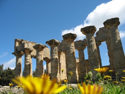 Temple of Zeus in Cyrene3.jpg