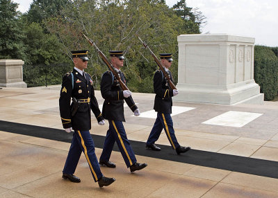 Tomb of Unknowns_9350.jpg