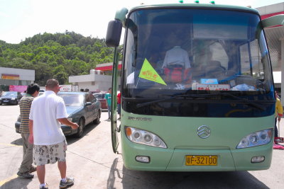 On the way between Shenzhen and Nan Ling