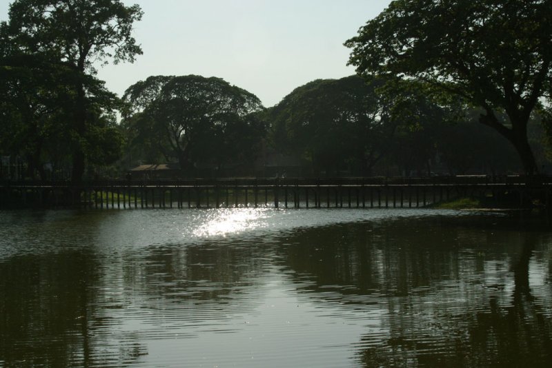 Kandawgyi Lake
