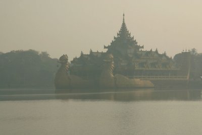 Misty morning at Kandawgyi Lake