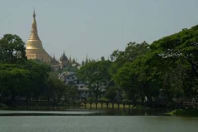 Kandawgyi Lake
