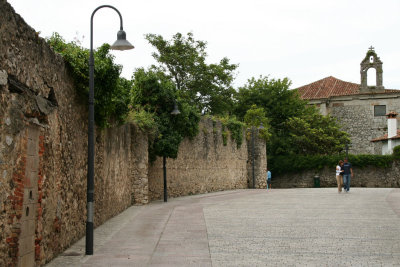 Llanes