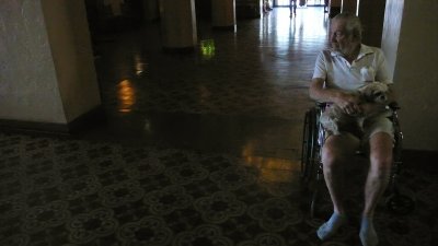 Resident, former Westward Ho Hotel, Phoenix, Arizona, 2007