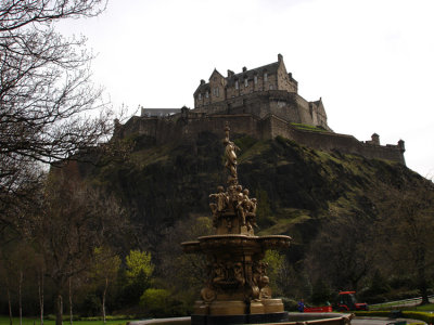 Edinburgh Castle.jpg