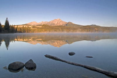 Pyramid Mountain in Edith Lake