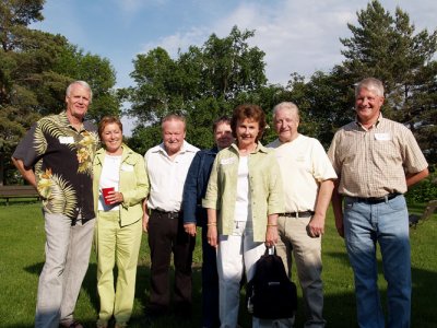 Doug, Mary, Pat, Rhonda, Lucille, Harry and Dale