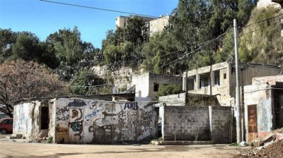 Poor Dwelling Houses, In  Nachal Ha'Giborim.JPG