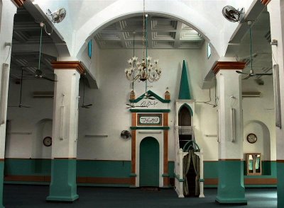 The Main Hall At El Isticklal Mosque .JPG