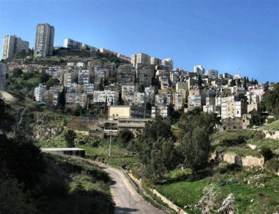  East Side Of Hadar Ha'Carmel Neighborhood On Western Bank Of Nach Ha'Giborim.On Top -Buildings In Ramat Hadar  .JPG